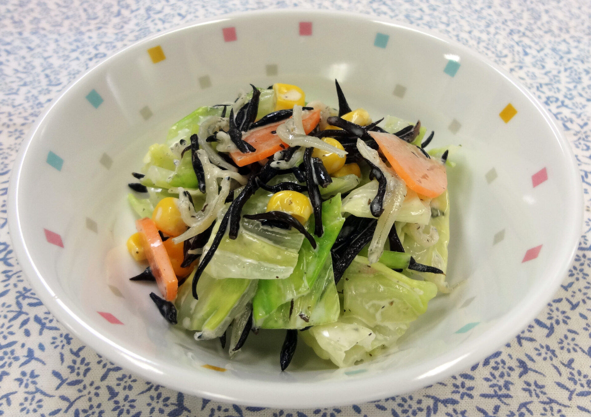 ちりめんとキャベツのマヨサラダ