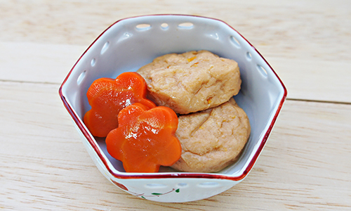 堂本便＜豆乳がんもと人参の炊き合わせ＞