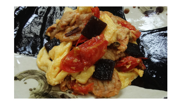 堂本便＜豚肉とトマトの昆布炒め＞